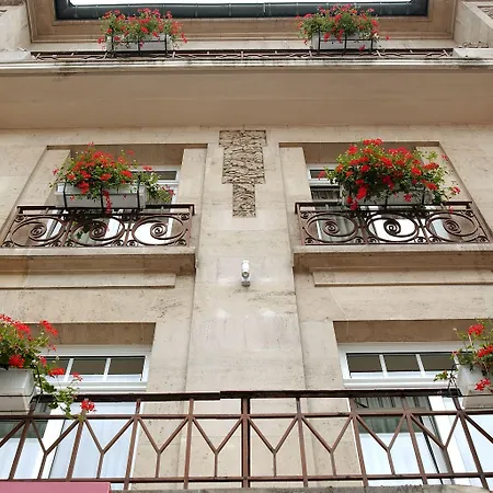 Perrin Hotel 4*