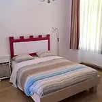 Hotell Perrin 4*