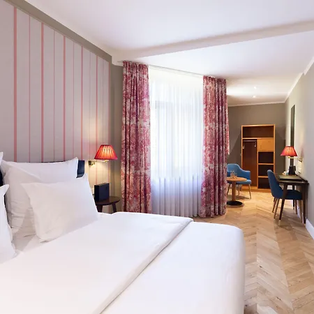 Perrin - Former Carlton Hotel 4*