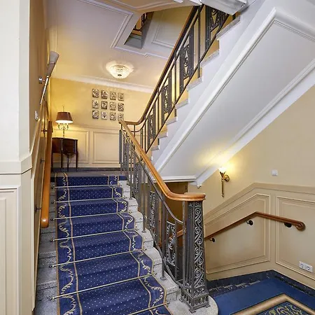 Hotel Perrin - Former Carlton Luxemburgo