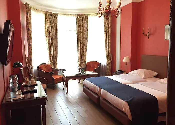 Perrin - Former Carlton 4*